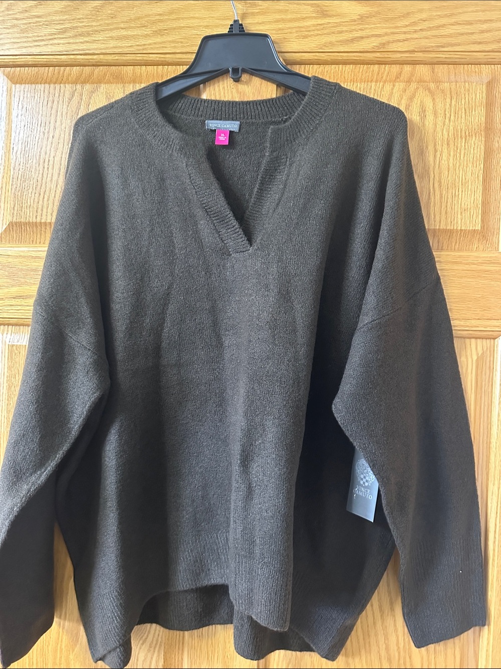 Vince Camuto Olive Brown V-Neck Knit Sweater